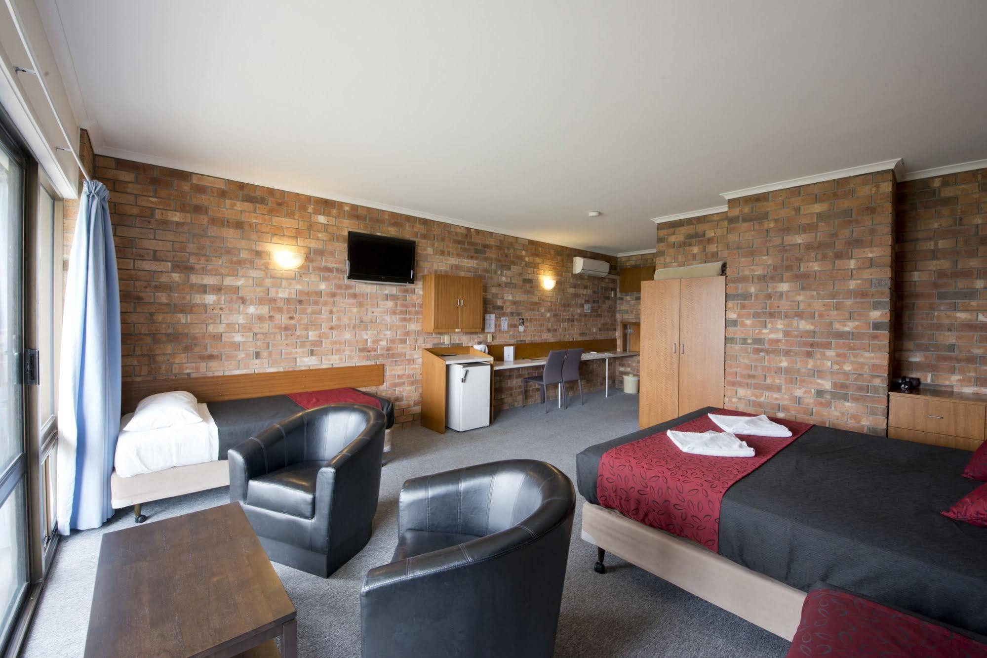 Kangaroo Island Seaside Inn Кингскот Экстерьер фото